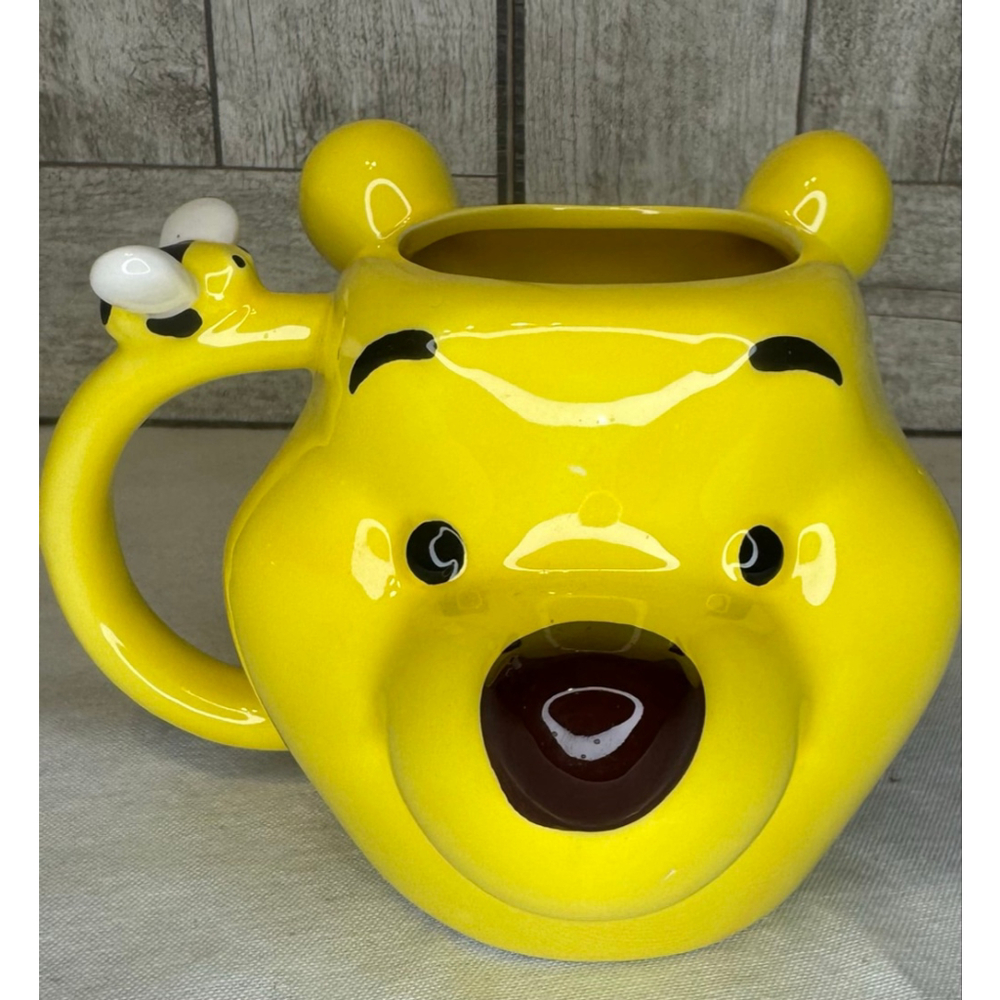 Disney Winnie the Pooh Figural Mug Paladone Bee Handle